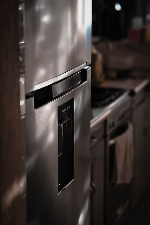 Modern kitchen appliance repair service in Naples