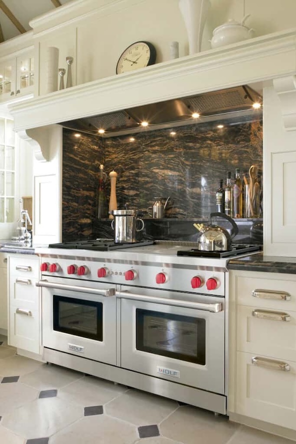 Oven and range repair service in Naples