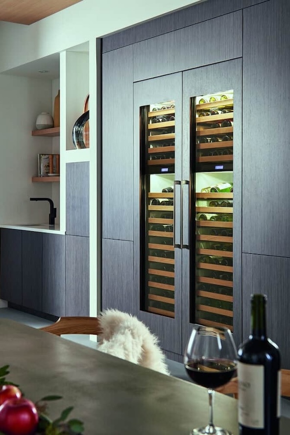 Built-in wine cooler repair service in Naples